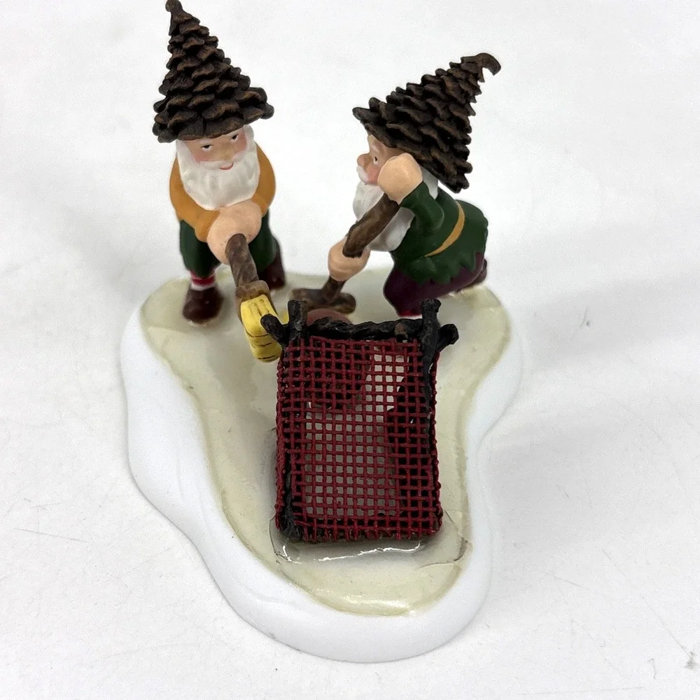 Department 56 North Pole Woods 